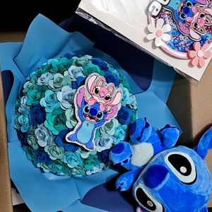 Bouquet and caketopper